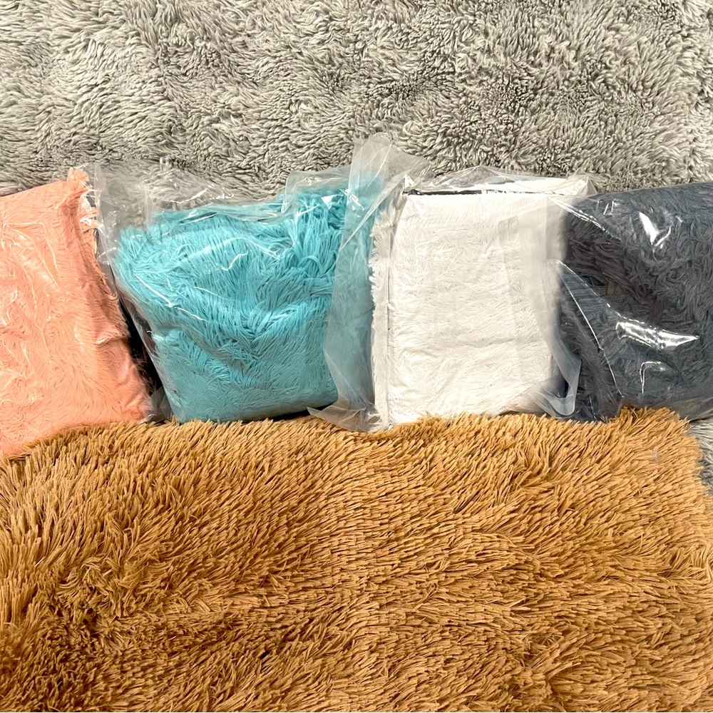 Aqua colored pet bed for cats and medium to small dogs